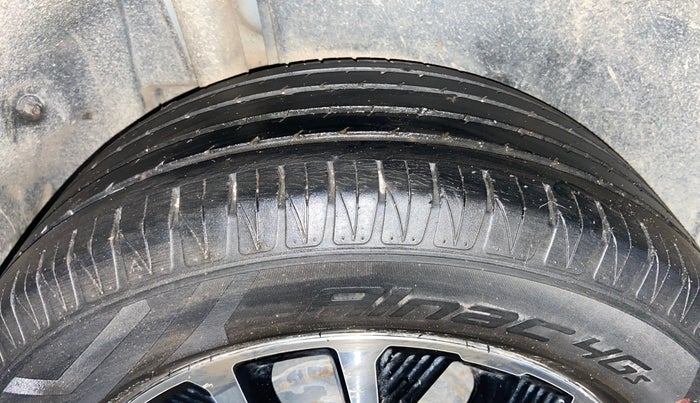 2020 Toyota URBAN CRUISER PREMIUM GRADE AT DUAL TONE, Petrol, Automatic, 60,703 km, Right Rear Tyre Tread