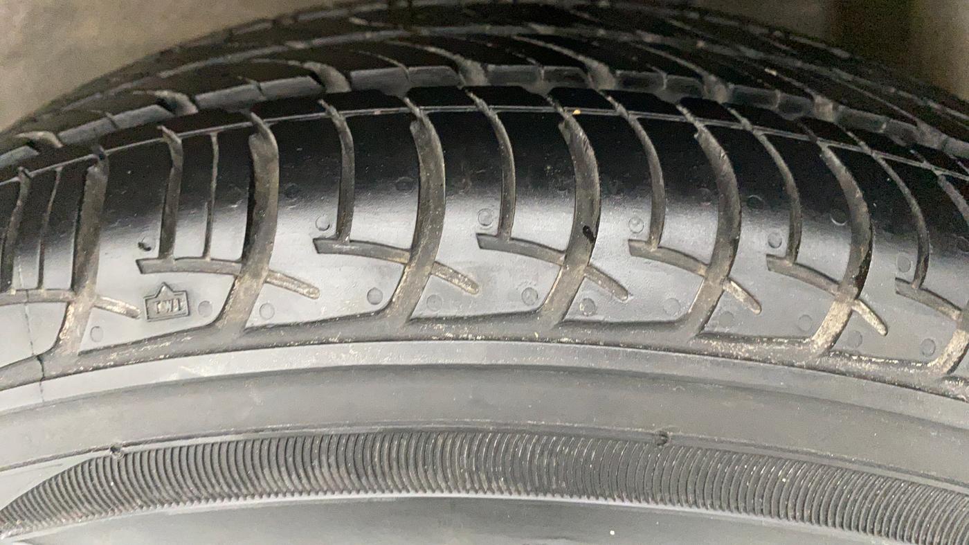 2015 Maruti Celerio VXI d, Petrol, Manual, 1,02,472 km, Left Rear Tyre Tread