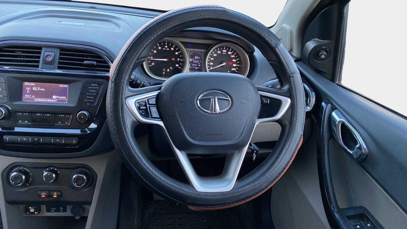2017 Tata Tiago XZ PETROL, CNG, Manual, 65,042 km, Steering Wheel Close Up