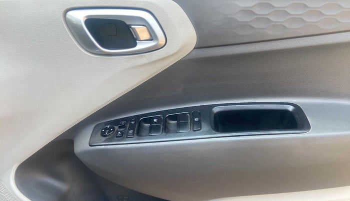 2019 Hyundai GRAND I10 NIOS SPORTZ AMT 1.2 KAPPA VTVT, Petrol, Automatic, 27,518 km, Driver Side Door Panels Control