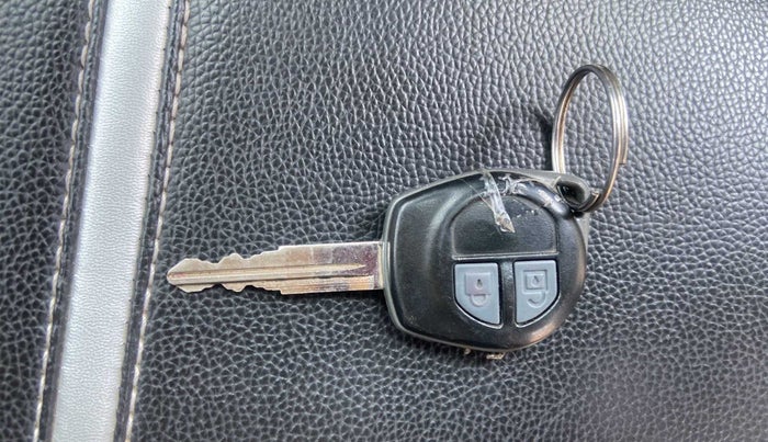 2021 Maruti Alto VXI, Petrol, Manual, 10,327 km, Key Close Up