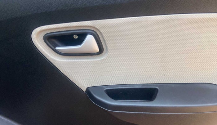 2021 Maruti Alto VXI, Petrol, Manual, 10,327 km, Driver Side Door Panels Control
