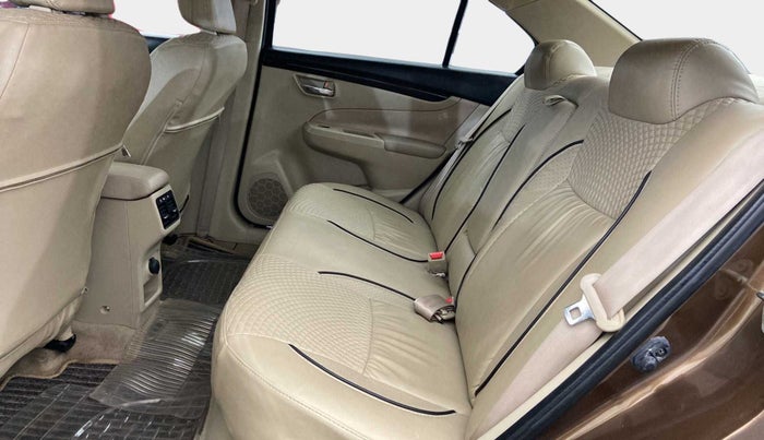 2016 Maruti Ciaz VXI, Petrol, Manual, 55,392 km, Right Side Rear Door Cabin