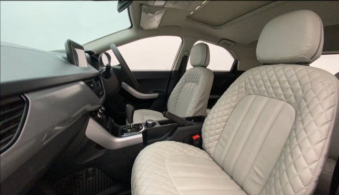 2022 Tata NEXON XMA PLUS SUNROOF PETROL, Petrol, Automatic, 18,979 km, Right Side Front Door Cabin