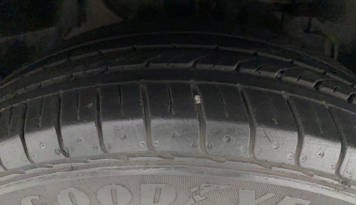 2022 Tata NEXON XMA PLUS SUNROOF PETROL, Petrol, Automatic, 18,979 km, Right Rear Tyre Tread
