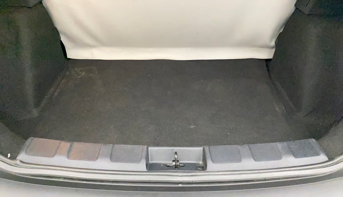 2022 Tata NEXON XMA PLUS SUNROOF PETROL, Petrol, Automatic, 18,979 km, Boot Inside