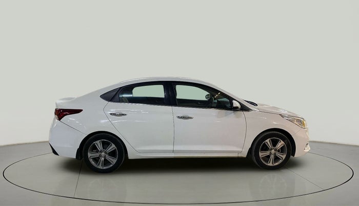 2018 Hyundai Verna 1.6 VTVT SX O, CNG, Manual, 83,350 km, Right Side View