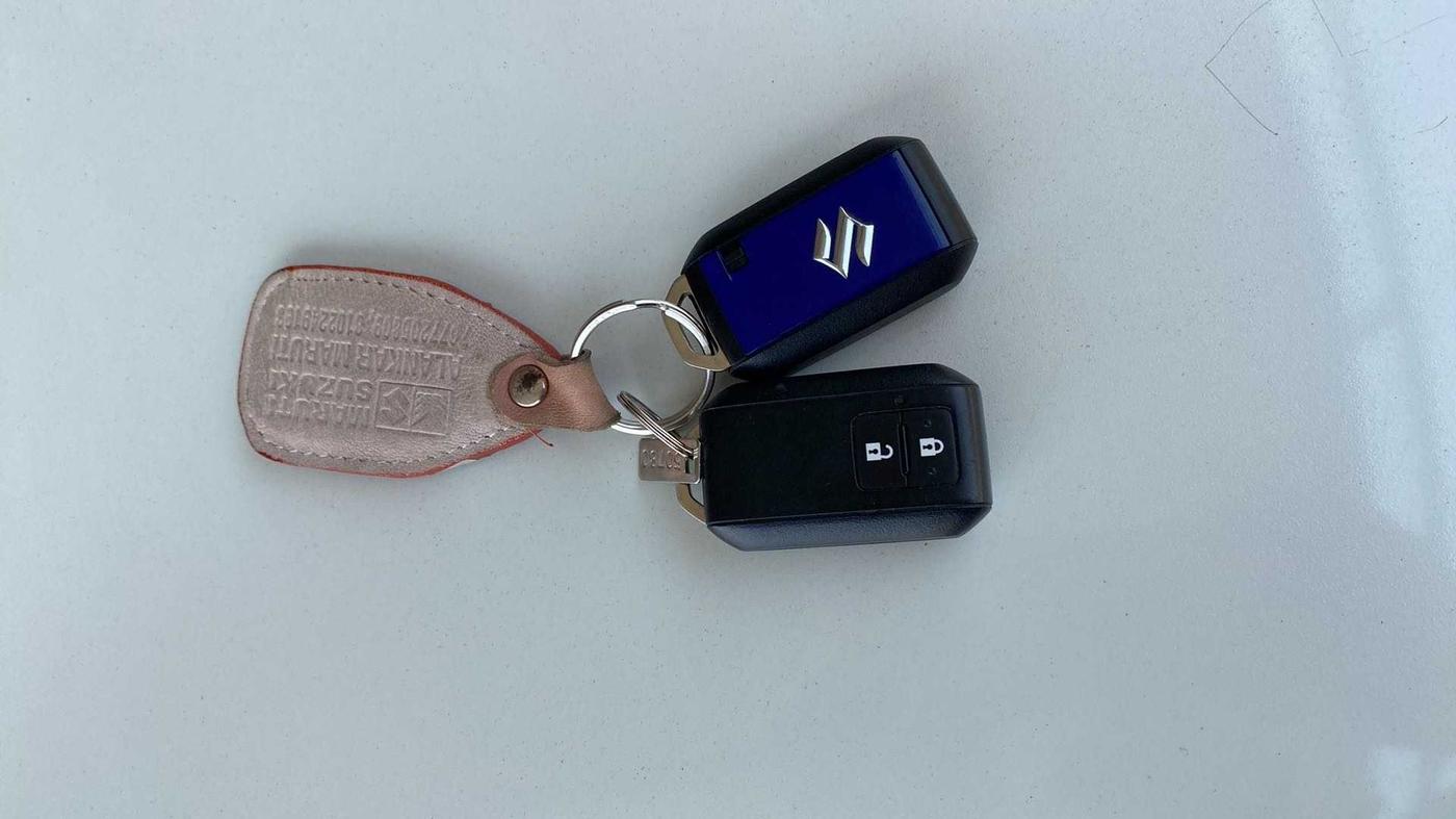 2021 Maruti Swift ZXI, Petrol, Manual, 32,034 km, Key Close Up