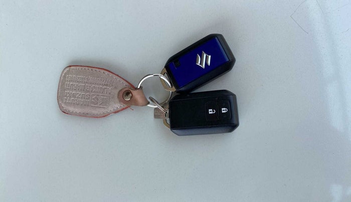 2021 Maruti Swift ZXI, Petrol, Manual, 32,034 km, Key Close Up