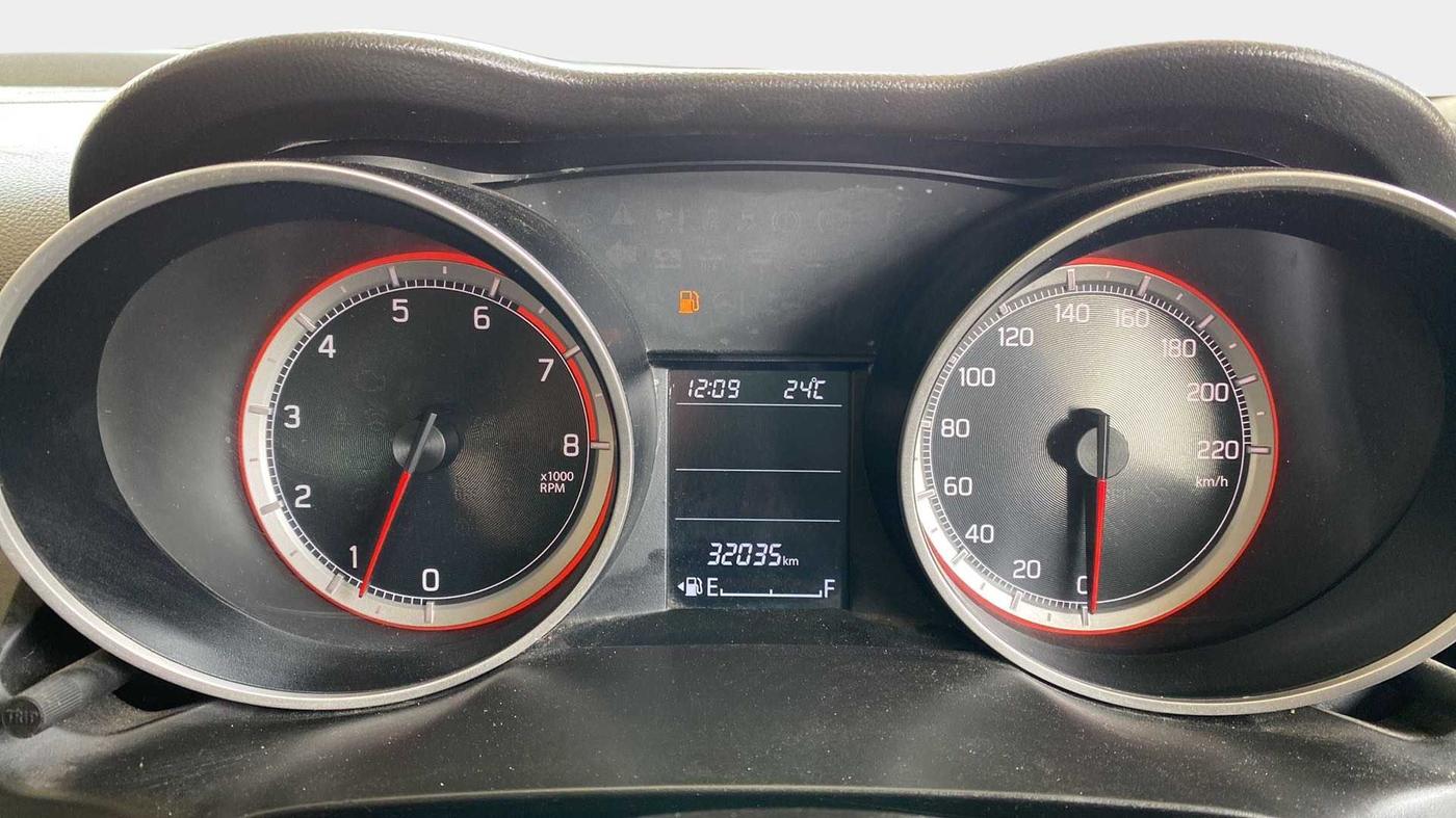 2021 Maruti Swift ZXI, Petrol, Manual, 32,034 km, Odometer Image