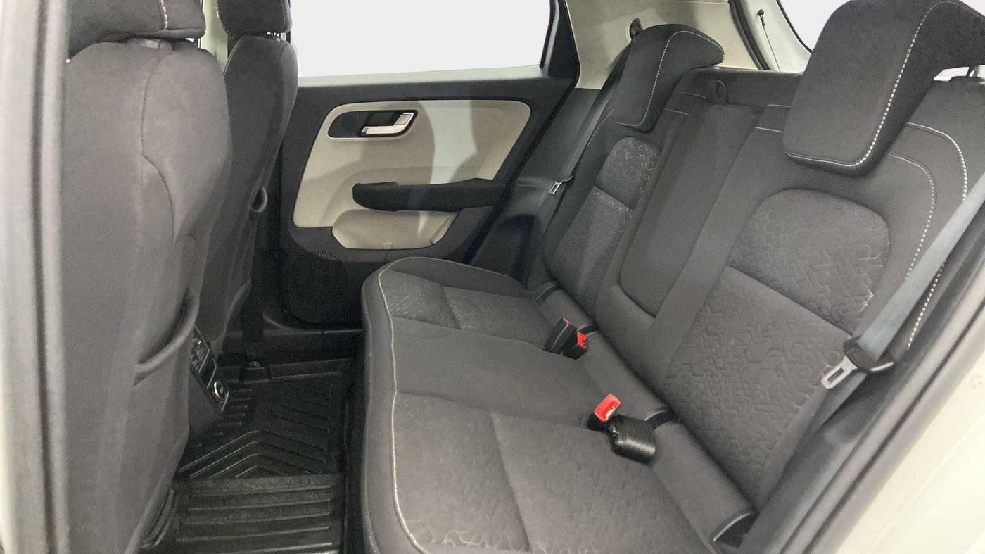 2022 Tata ALTROZ XZA, Petrol, Automatic, 19,545 km, Right Side Rear Door Cabin