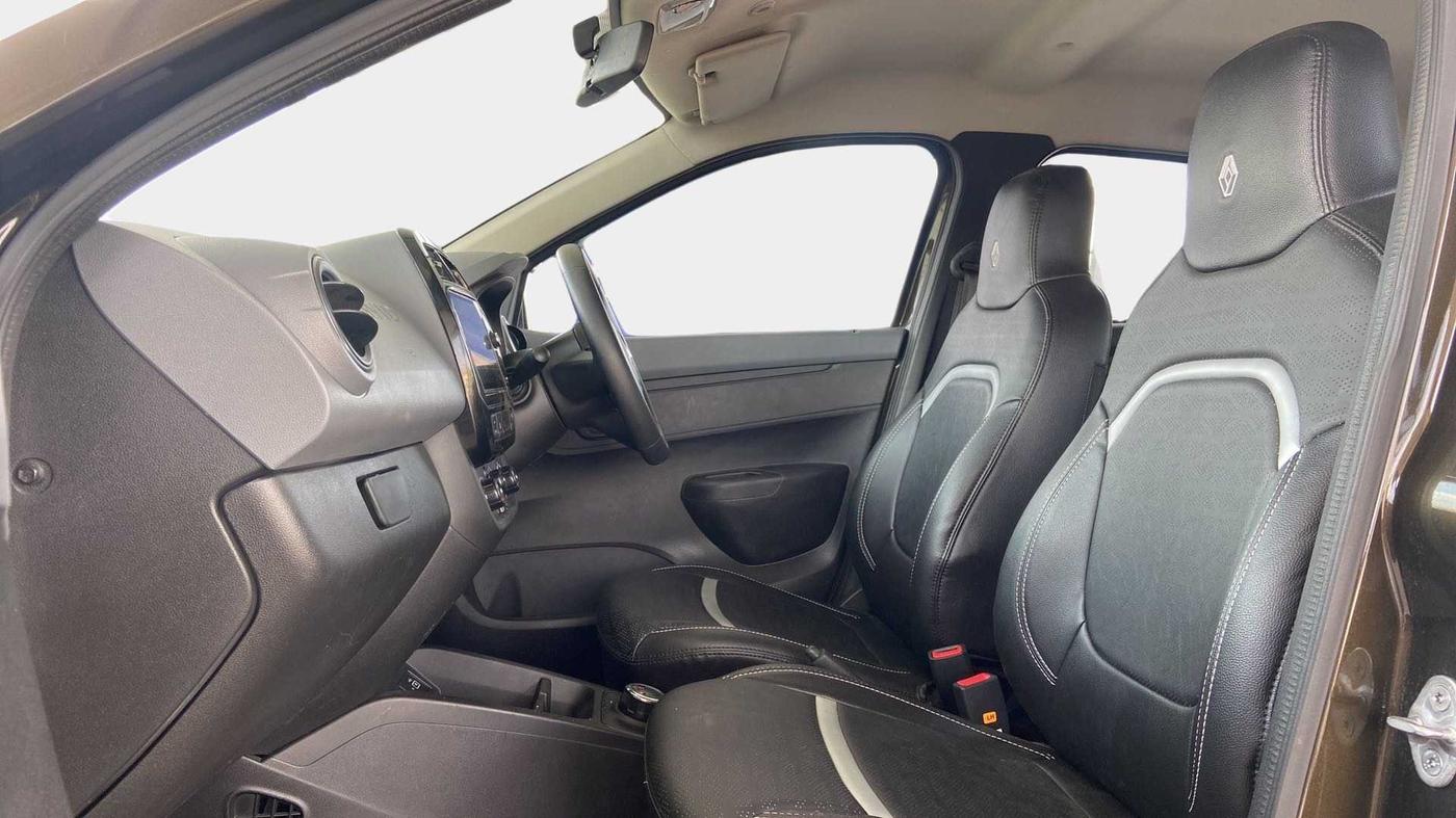 2021 Renault Kwid RXT 1.0 AMT (O), Petrol, Automatic, 8,934 km, Right Side Front Door Cabin