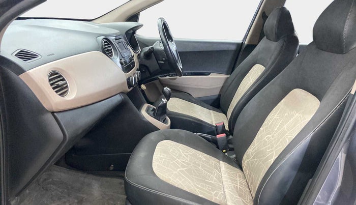 2016 Hyundai Grand i10 ASTA (O) 1.2 KAPPA VTVT, CNG, Manual, 69,996 km, Right Side Front Door Cabin