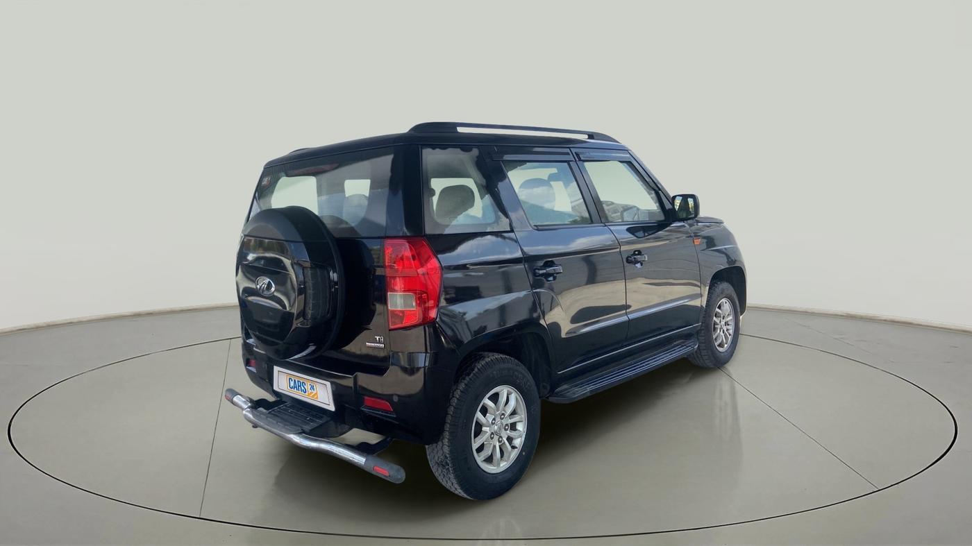 2017 Mahindra TUV300 T8 AMT, Diesel, Automatic, 89,324 km, Right Back Diagonal