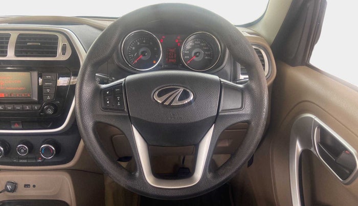 2017 Mahindra TUV300 T8 AMT, Diesel, Automatic, 89,324 km, Steering Wheel Close Up