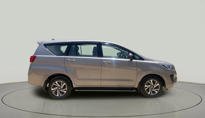 2022 Toyota Innova Crysta 2.7 GX 7 STR MT, Petrol, Manual, 21,693 km, Right Side View