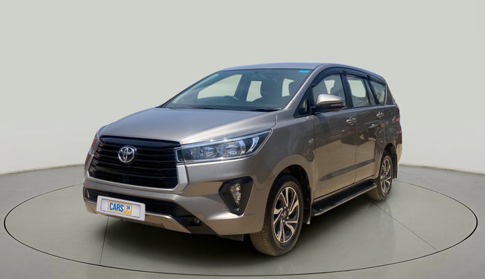 2022 Toyota Innova Crysta 2.7 GX 7 STR MT, Petrol, Manual, 21,693 km, Left Front Diagonal