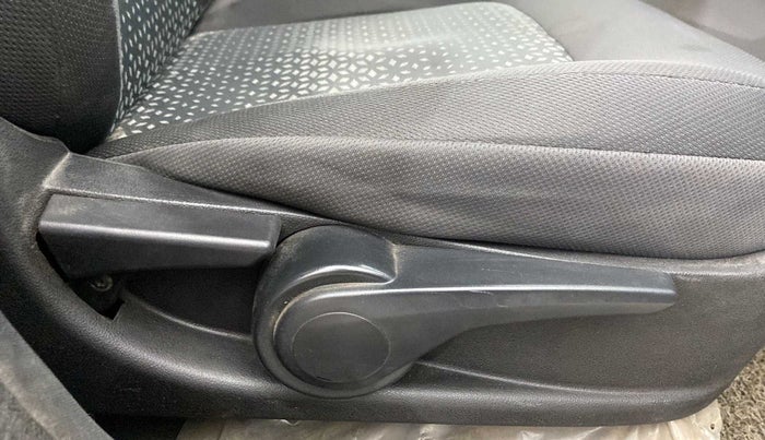 2019 Tata NEXON XZA PLUS DIESEL, Diesel, Automatic, 49,634 km, Driver Side Adjustment Panel