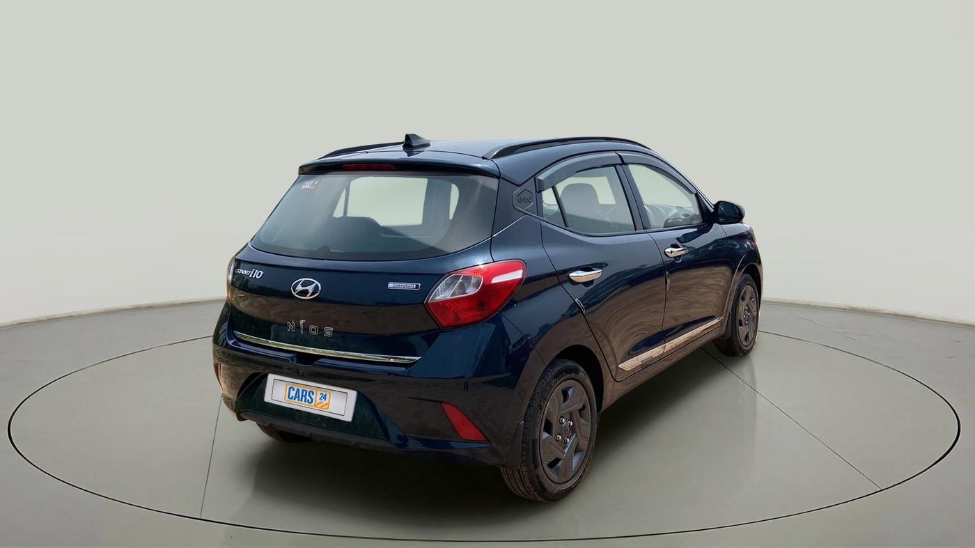 2022 Hyundai GRAND I10 NIOS MAGNA CORPORATE EDITION 1.2 KAPPA VTVT, Petrol, Manual, 7,084 km, Right Back Diagonal