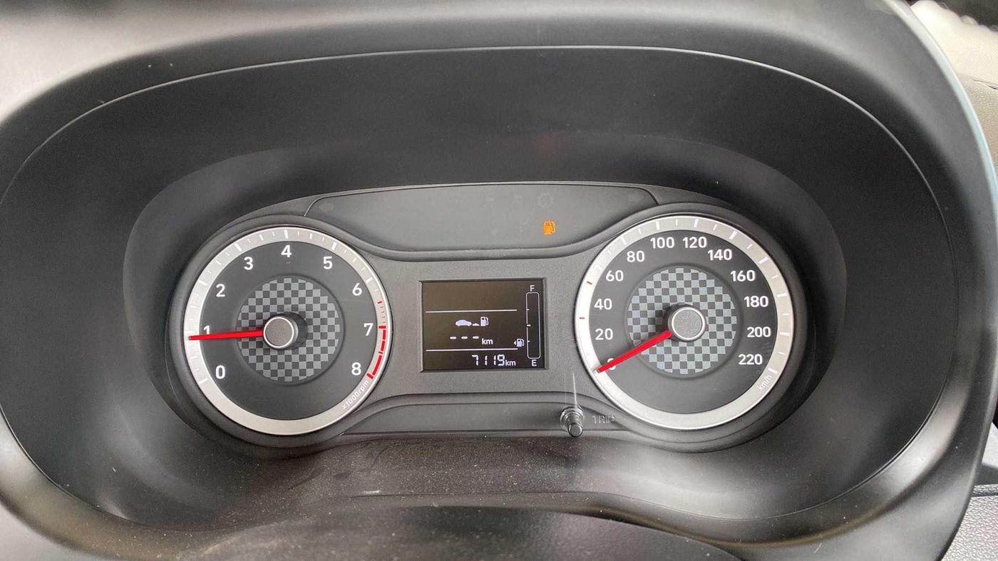2022 Hyundai GRAND I10 NIOS MAGNA CORPORATE EDITION 1.2 KAPPA VTVT, Petrol, Manual, 7,084 km, Odometer Image