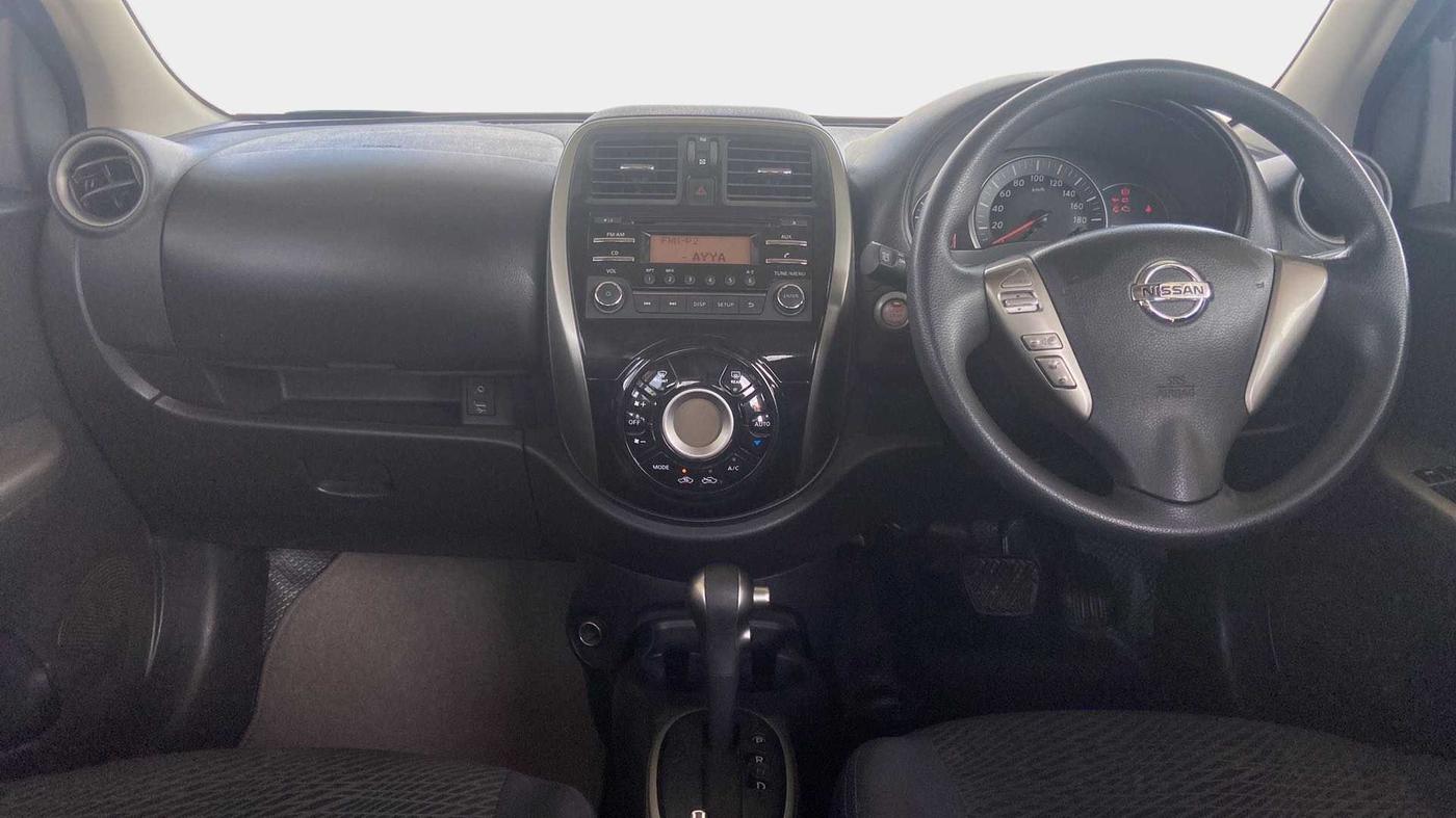 2016 Nissan Micra XV CVT, Petrol, Automatic, 38,216 km, Dashboard