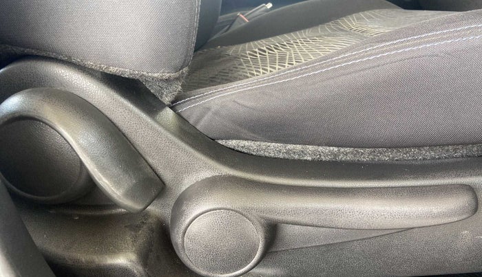 2016 Nissan Micra XV CVT, Petrol, Automatic, 38,216 km, Driver Side Adjustment Panel