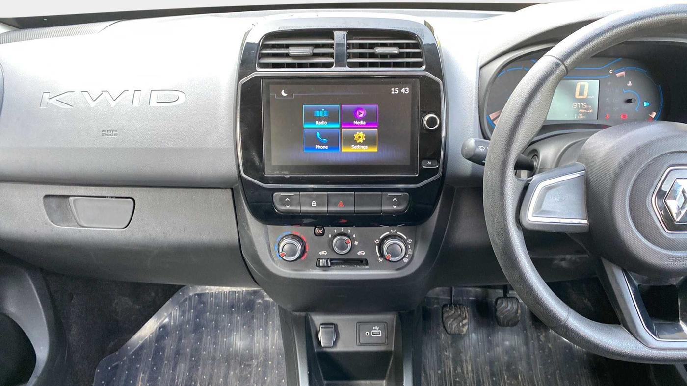 2021 Renault Kwid RXT 1.0 (O), Petrol, Manual, 13,749 km, Air Conditioner