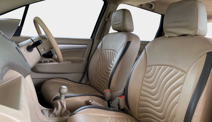 2018 Maruti Ertiga ZDI+ 1.3, Diesel, Manual, 43,814 km, Right Side Front Door Cabin