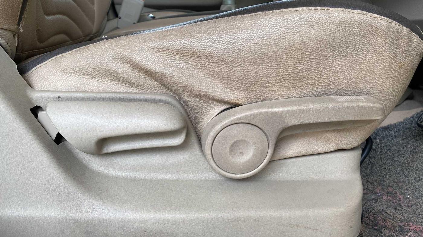 2018 Maruti Ertiga ZDI+ 1.3, Diesel, Manual, 43,814 km, Driver Side Adjustment Panel
