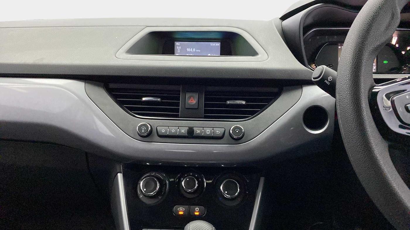 2021 Tata NEXON XMA SUNROOF PETROL, Petrol, Automatic, 17,227 km, Air Conditioner
