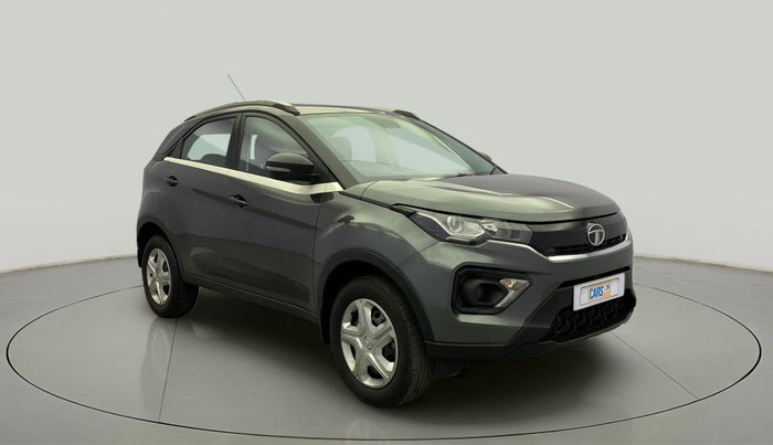 2021 Tata NEXON XMA SUNROOF PETROL, Petrol, Automatic, 17,227 km, Right Front Diagonal