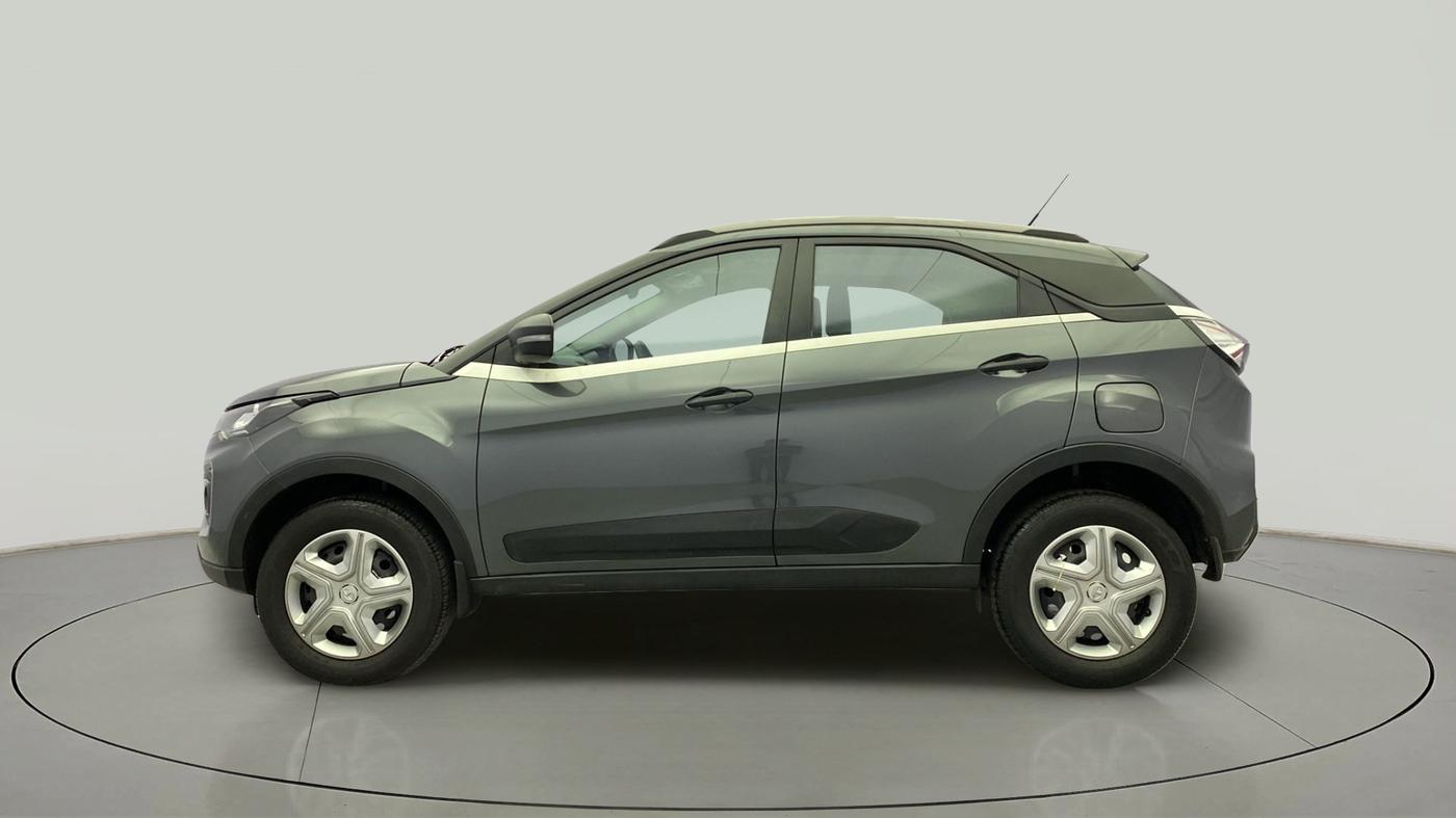2021 Tata NEXON XMA SUNROOF PETROL, Petrol, Automatic, 17,227 km, Left Side