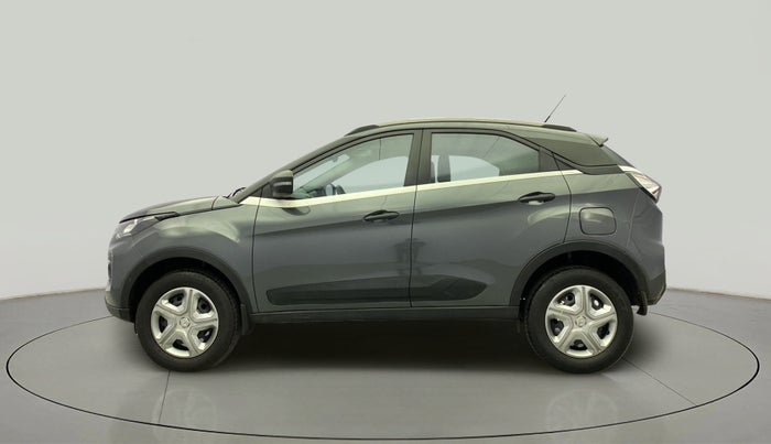 2021 Tata NEXON XMA SUNROOF PETROL, Petrol, Automatic, 17,227 km, Left Side