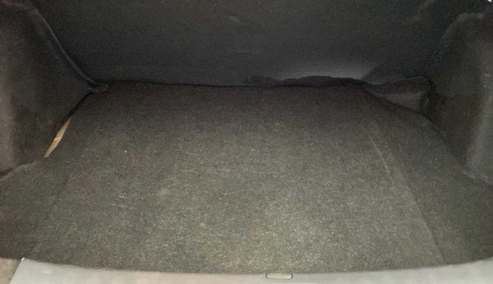 2013 Maruti Swift Dzire VXI, Petrol, Manual, 48,627 km, Boot Inside