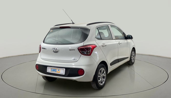 2017 Hyundai Grand i10 SPORTZ (O) 1.2 KAPPA VTVT, Petrol, Manual, 27,400 km, Right Back Diagonal