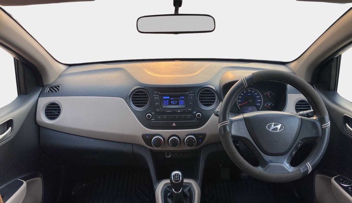 2013 Hyundai Grand i10 SPORTZ 1.2 KAPPA VTVT, Petrol, Manual, 65,081 km, Dashboard