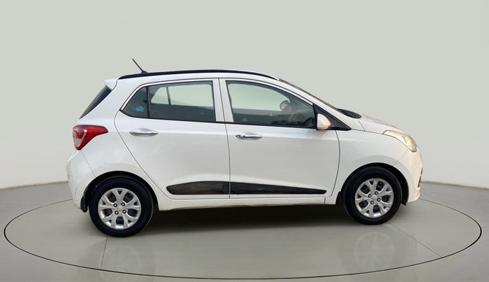 2013 Hyundai Grand i10 SPORTZ 1.2 KAPPA VTVT, Petrol, Manual, 65,081 km, Right Side View