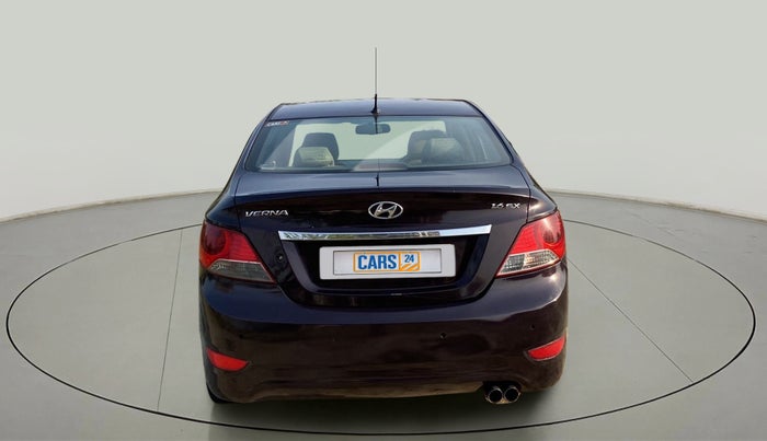 2013 Hyundai Verna FLUIDIC 1.6 CRDI SX, Diesel, Manual, 66,988 km, Back/Rear