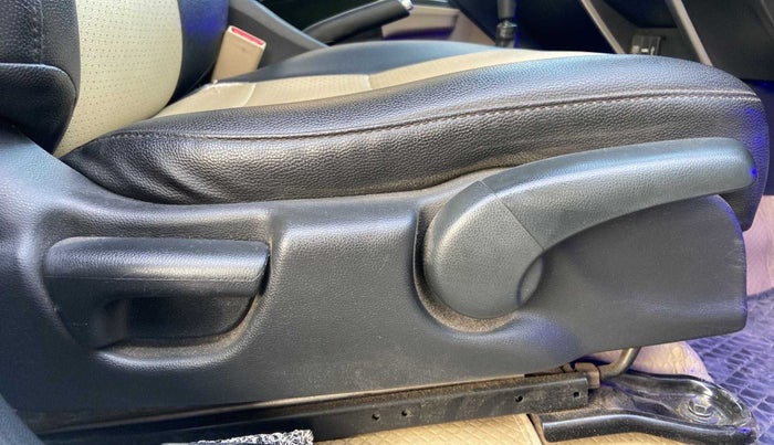 2018 Honda City 1.5L I-VTEC V MT, Petrol, Manual, 90,267 km, Driver Side Adjustment Panel