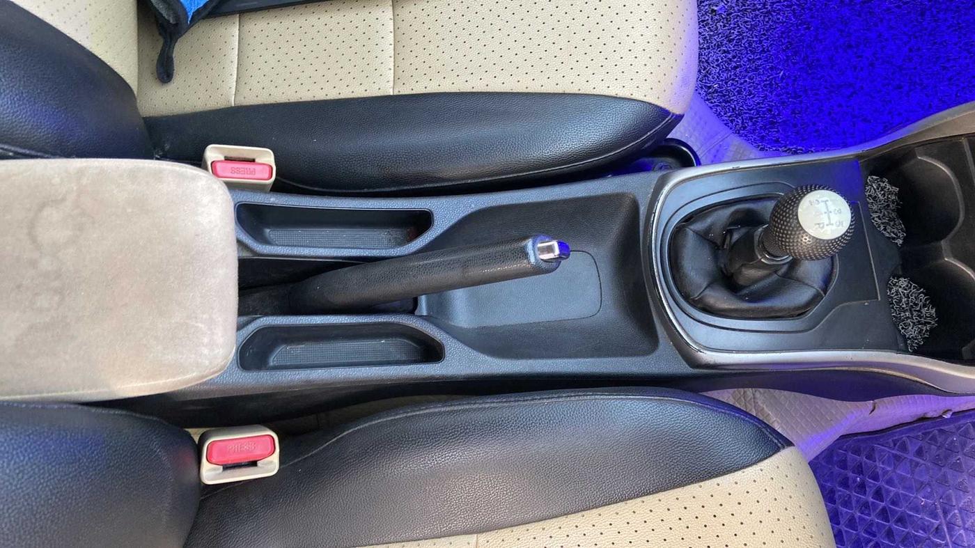 2018 Honda City 1.5L I-VTEC V MT, Petrol, Manual, 90,267 km, Gear Lever