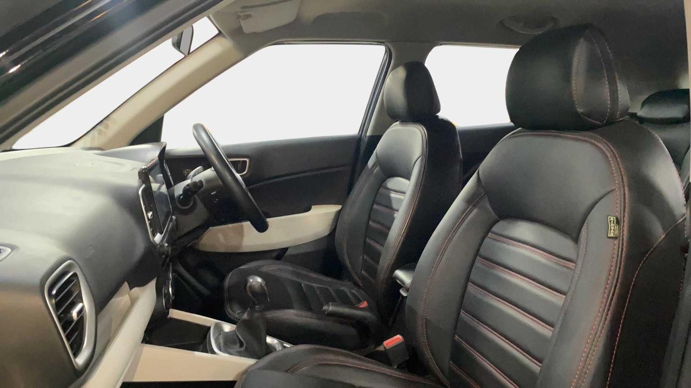 2023 Hyundai VENUE S 1.2, Petrol, Manual, 7,783 km, Right Side Front Door Cabin