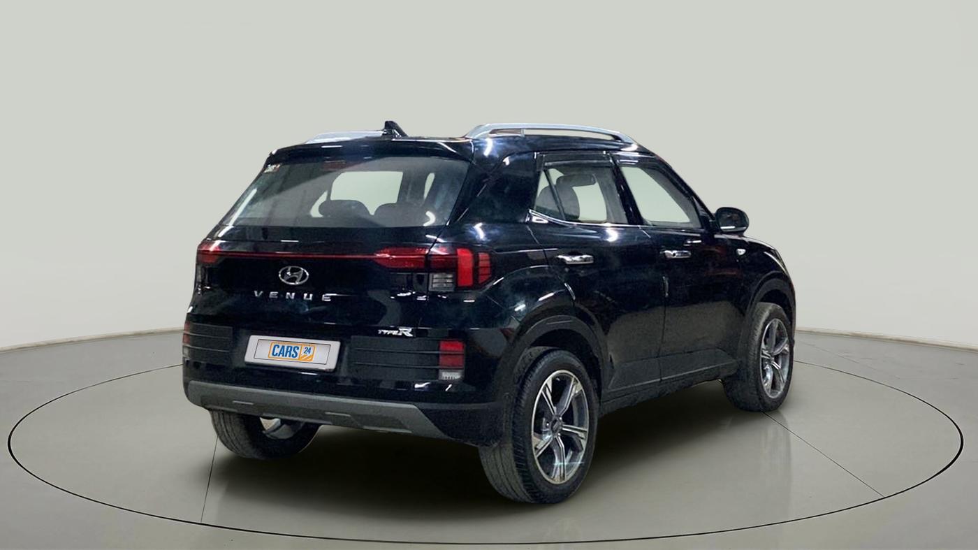2023 Hyundai VENUE S 1.2, Petrol, Manual, 7,783 km, Right Back Diagonal