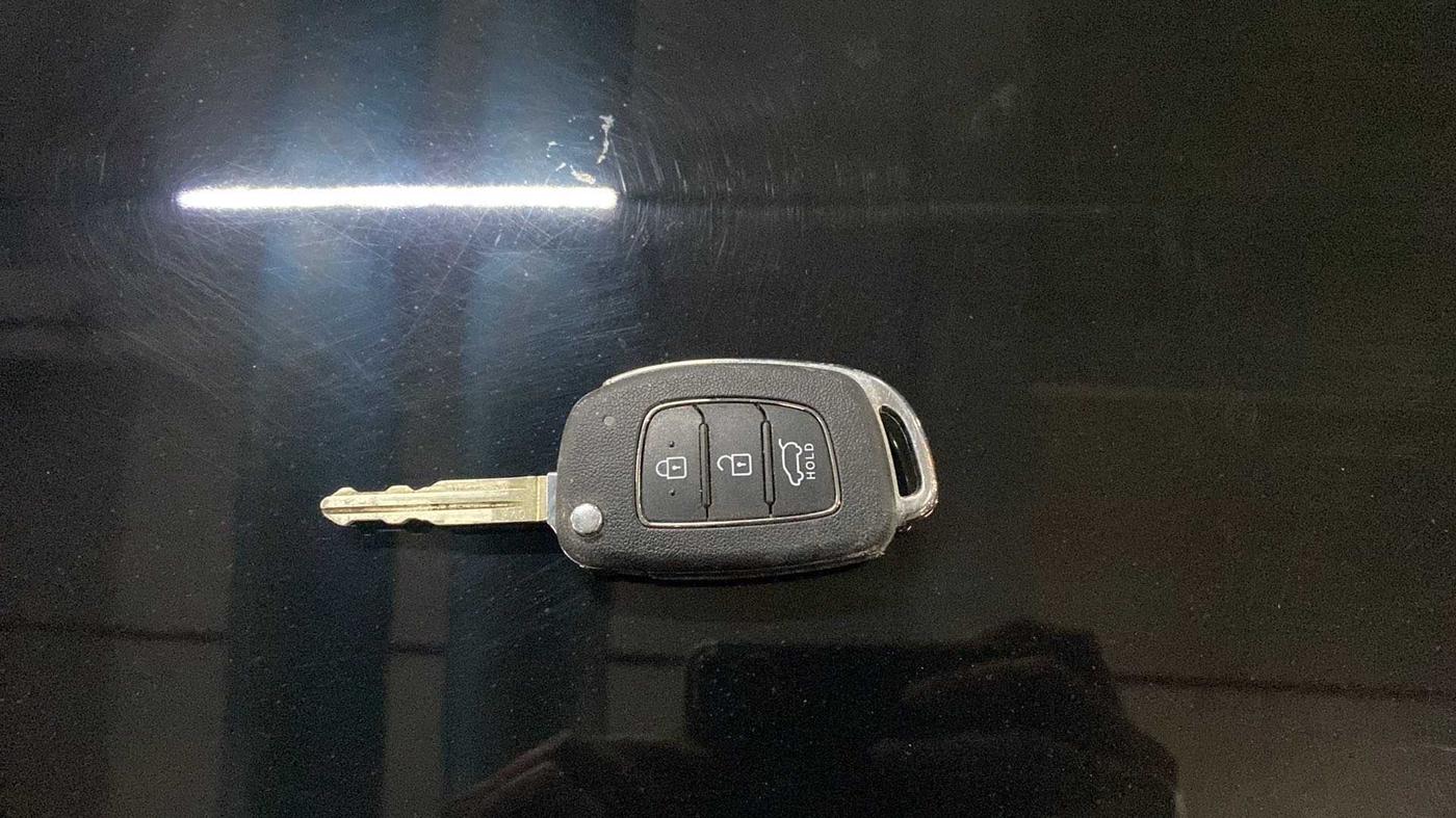 2023 Hyundai VENUE S 1.2, Petrol, Manual, 7,783 km, Key Close Up