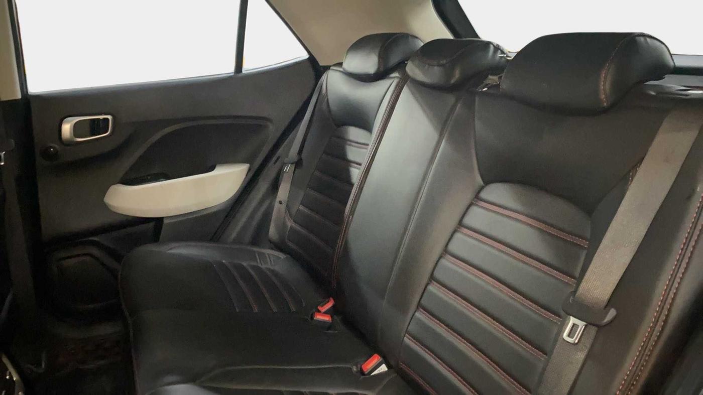 2023 Hyundai VENUE S 1.2, Petrol, Manual, 7,783 km, Right Side Rear Door Cabin