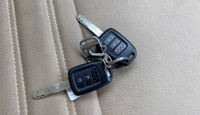 2018 Honda Jazz 1.2L I-VTEC V CVT, Petrol, Automatic, 31,030 km, Lock system - Remote key not working