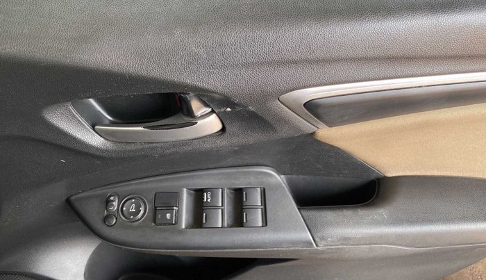 2018 Honda Jazz 1.2L I-VTEC V CVT, Petrol, Automatic, 31,030 km, Driver Side Door Panels Control