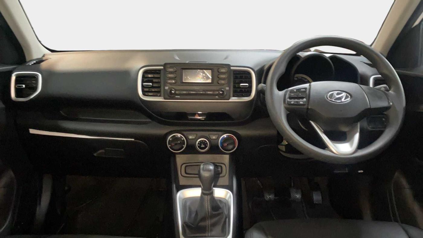 2022 Hyundai VENUE S 1.2, Petrol, Manual, 8,958 km, Dashboard