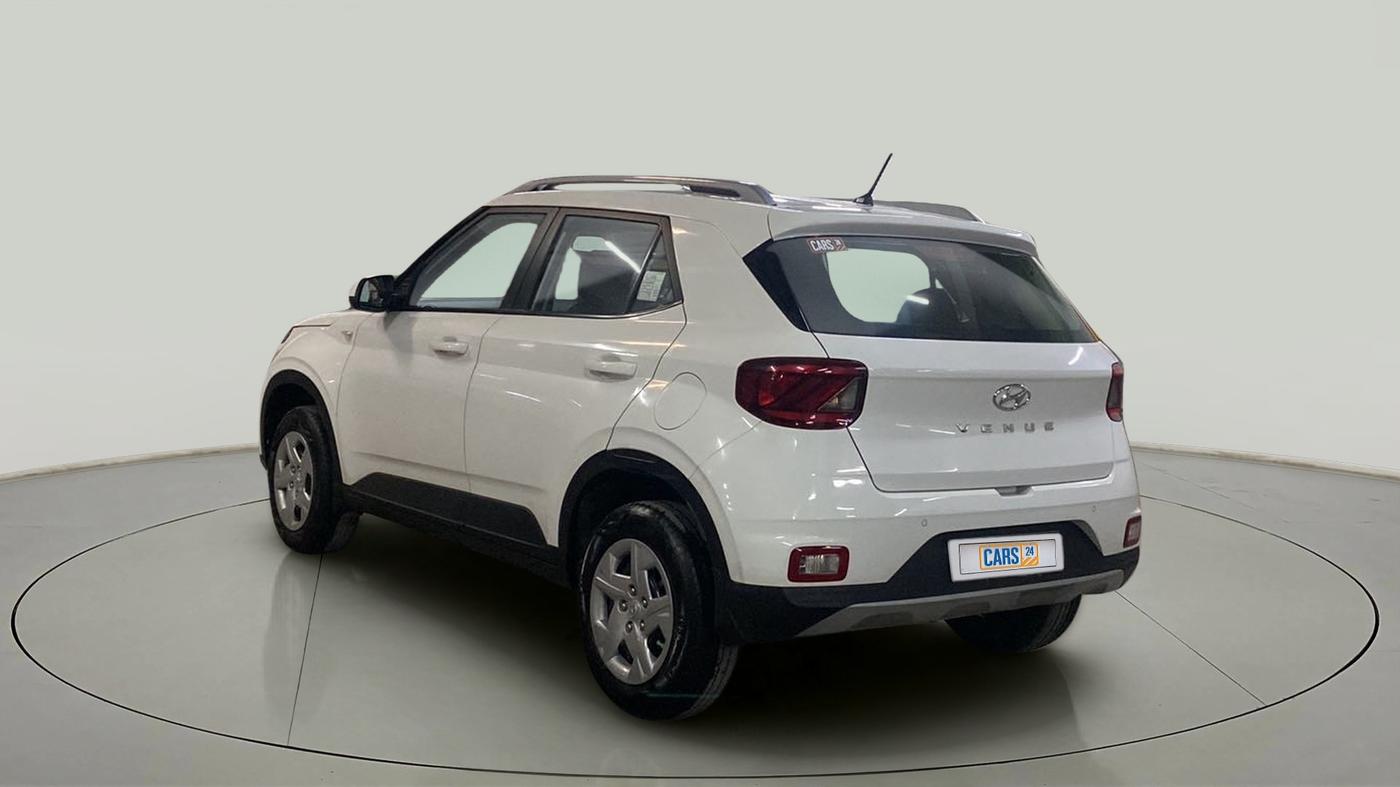 2022 Hyundai VENUE S 1.2, Petrol, Manual, 8,958 km, Left Back Diagonal