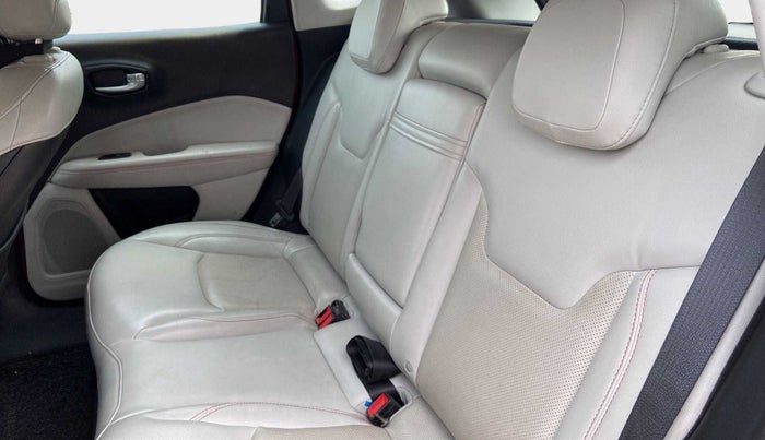 2017 Jeep Compass LIMITED (O) 2.0 DIESEL, Diesel, Manual, 65,974 km, Right Side Rear Door Cabin