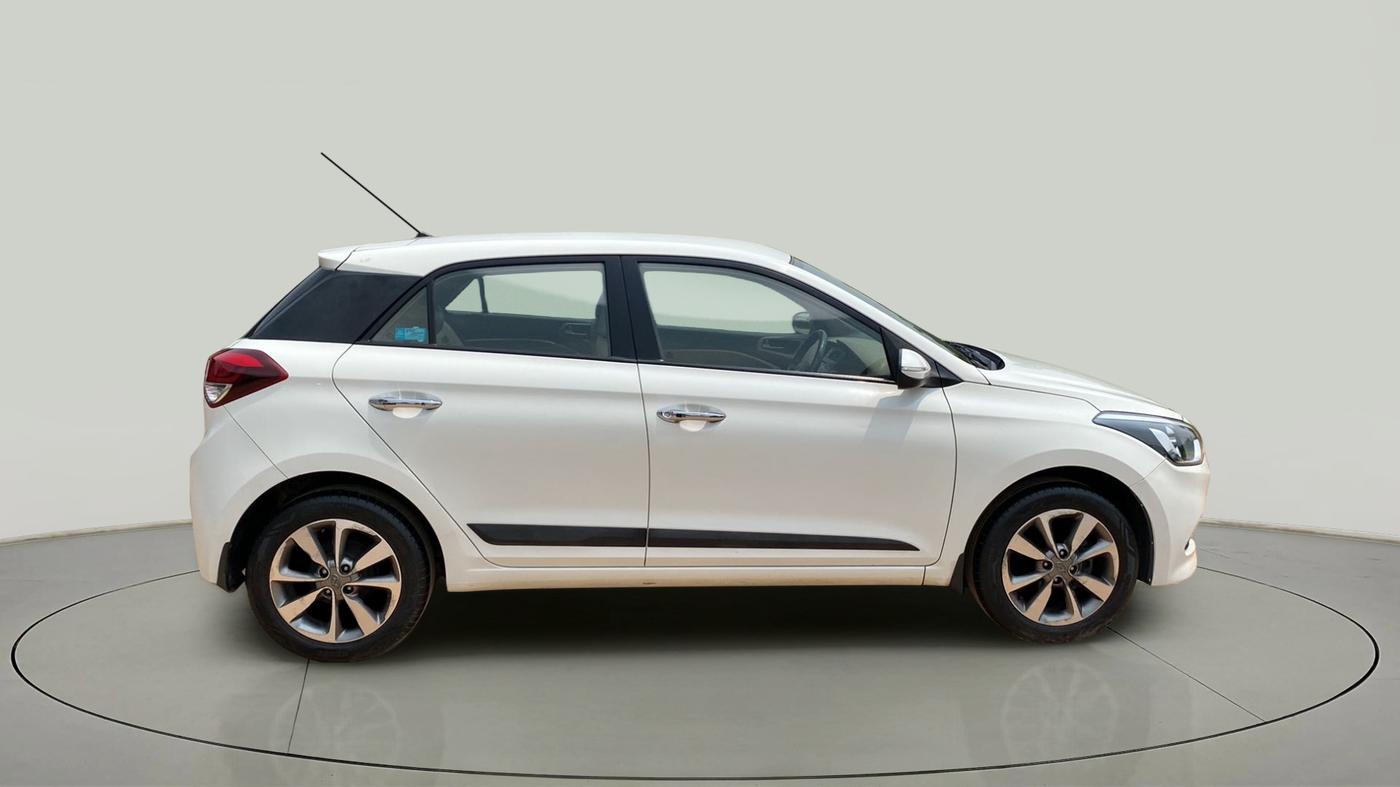 2015 Hyundai Elite i20 ASTA 1.2, Petrol, Manual, 9,601 km, Right Side View